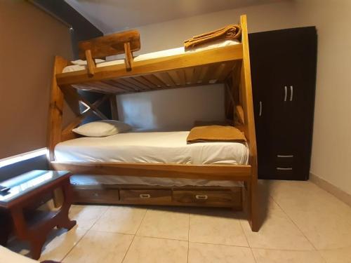 Hotel-Montenegro-Quindio-con-Piscina-048